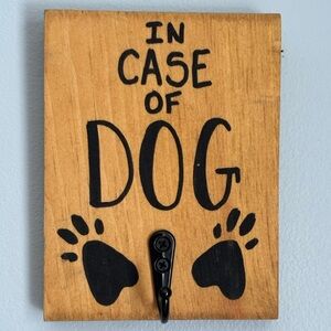 Wooden Lint Roller Holder with Black Paw Prints